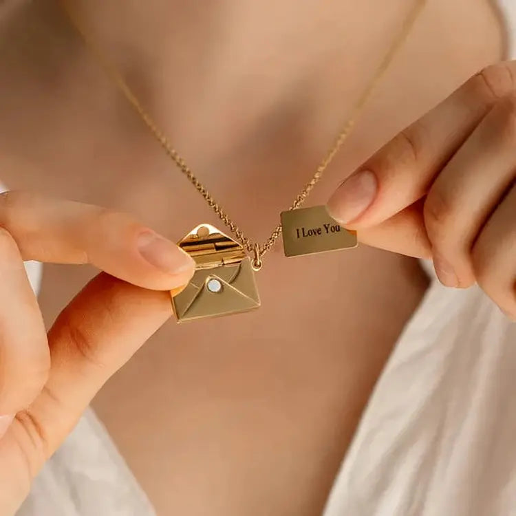 Sofia - Geometric pendant necklace with envelope-Bondi Label