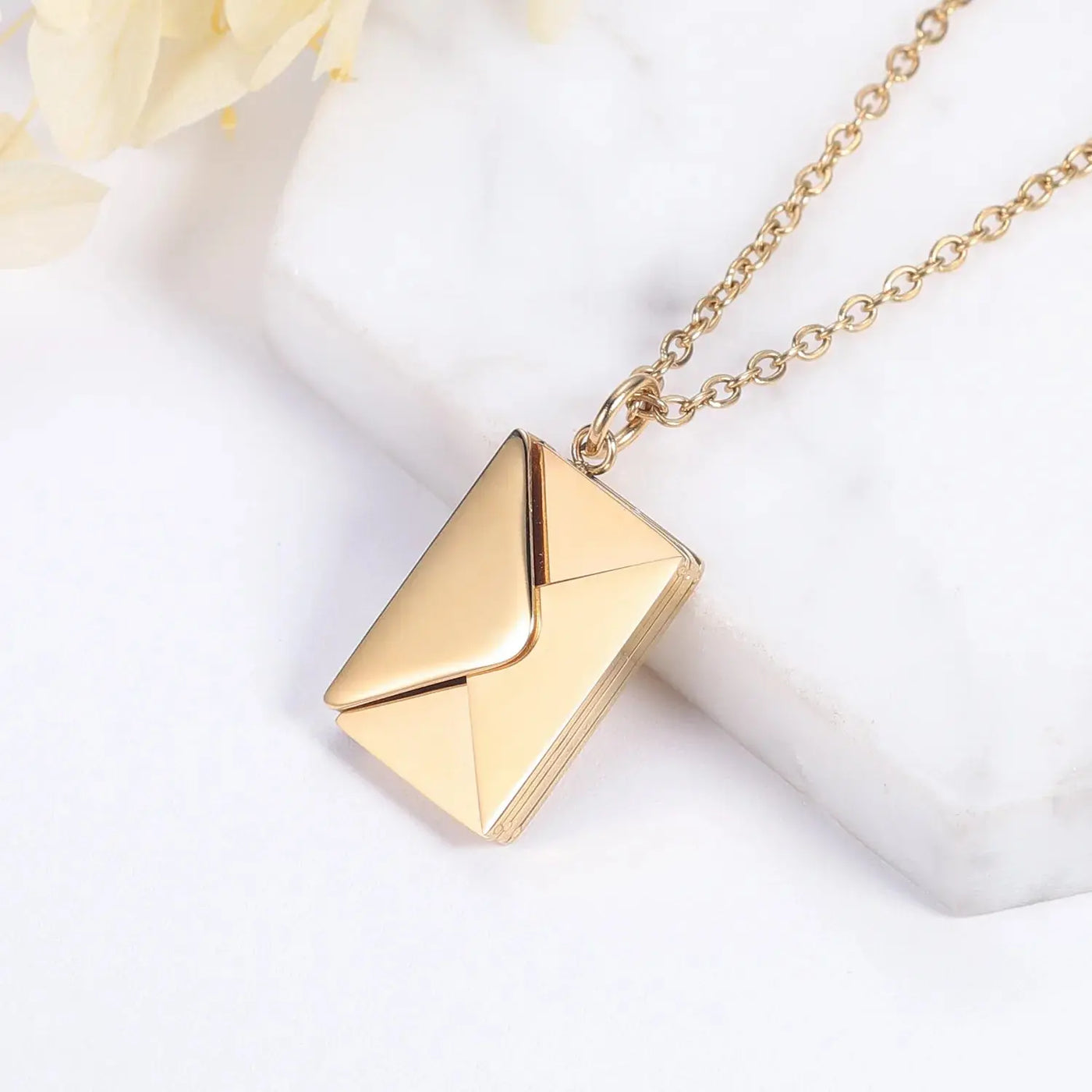 Sofia - Geometric pendant necklace with envelope-Bondi Label